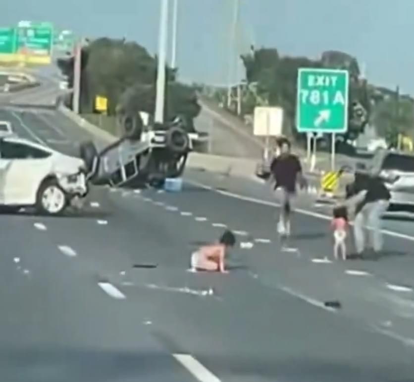 Motorists spotted two dazed toddlers in their diapers walking in the middle of a Texas highway on Sunday. The reason why will break your heart.