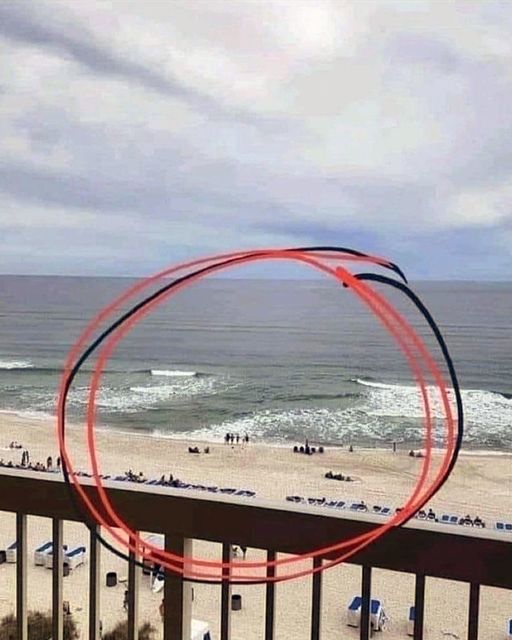 Don’t you dare go in the water, if you see waves forming like this.