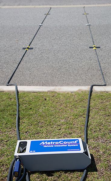 If you ever see black cables stretching across the road, you had better know what it means 😮 I had no clue.