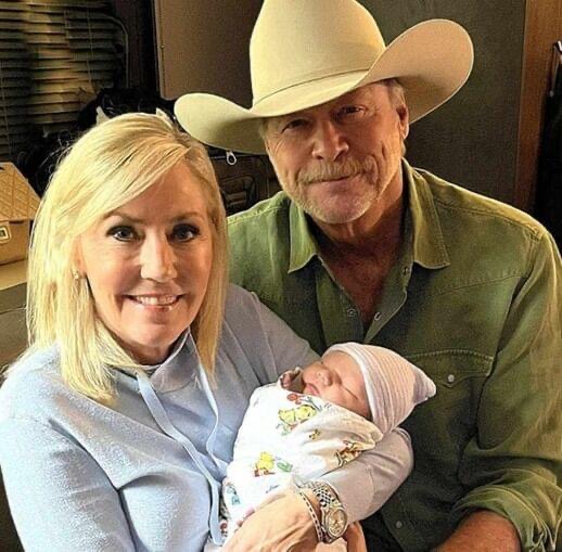 Significant Announcement from Alan Jackson Following 43 Years of Marriage.