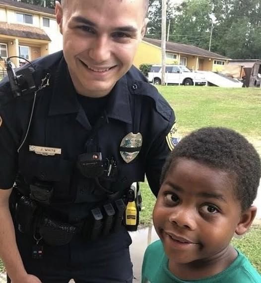 A 4-year-old boy called the police to ask for help… but his words left the policemen shocked. ” You need help with what???”