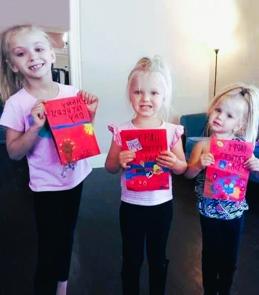 THREE LITTLE INDIANA SISTERS FOUND DEAD AT THEIR HOME – HEARTBROKEN DAD SPEAKS OUT A horrific tragedy has shattered the entire town of Wolcottville. Heartbreaking details are in the link in the comments.