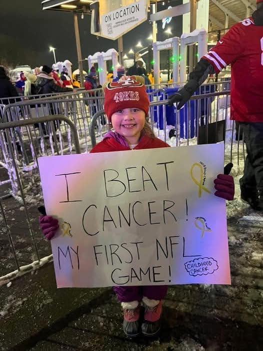 8-YEAR-OLD GIRL WHO BEAT CANCER SHOVED DOWN STAIRS BY DRUNK FANS AT FIRST NFL GAME 😭💔 She has all our prayers… details in comments 🔍