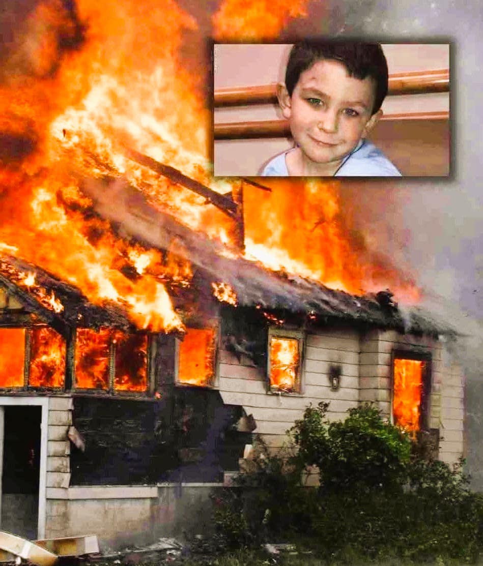 5-Year-Old Hero Did Everything He Could To Save His Family From An Electrical Fire A five year old hero woke up to flames on a Sunday morning, and his first thing he did makes him a hero ❤️ Sending prayers to the family check in comments 👇👇