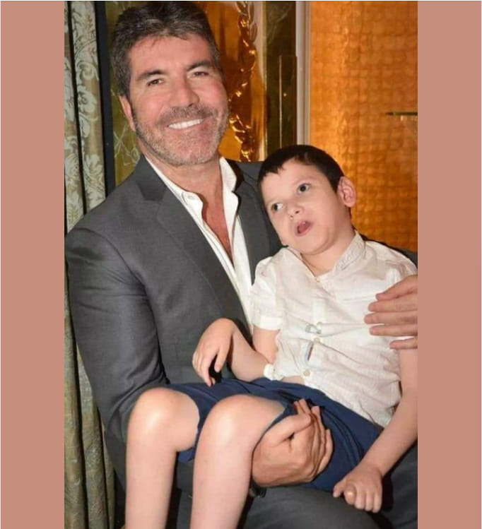 It’s been a rough few years for Simon Cowell, but he’s now confirmed what we all suspected about his son. I don’t care what you think about the man himself, but this must have been an extremely hard decision. Check the comments 👇🏻